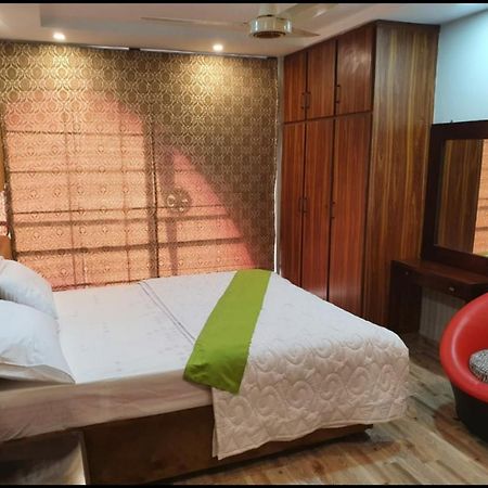 Hak Mall Suites And Apartments Rawalpindi Zewnętrze zdjęcie